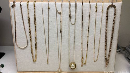 Lot #52 (1 of 13)