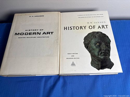 Art books (1 of 5)