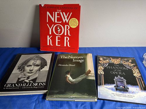 Entertainment Books (1 of 6)