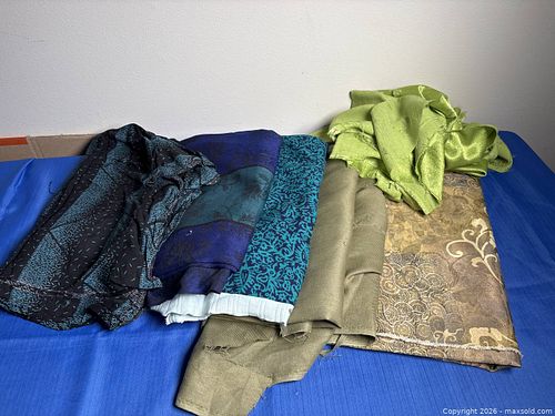 Green coloured fabric (1 of 8)