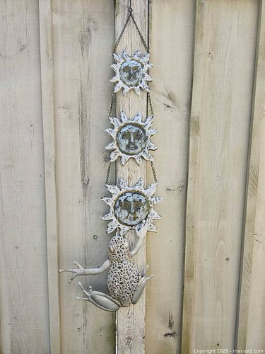 Garden Decor. A (1 of 7)