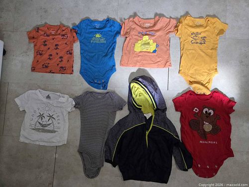 Baby Clothing Bundle: Onesies, T-Shirts & Hoodies, 6–12M (1 of 12)