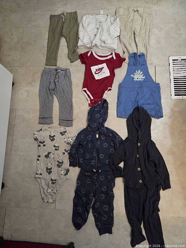 Baby clothing lot, 9 pieces, size 12M (1 of 5)