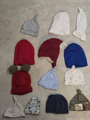 Lot of Newborn/0-6M Knitted & Quilted Baby Trapper Hats (1 of 4)