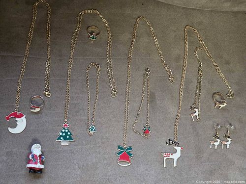 Lot #32 (1 of 6)