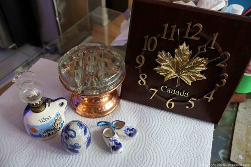 5 World Wide Souvenir Pieces. (1 of 16)