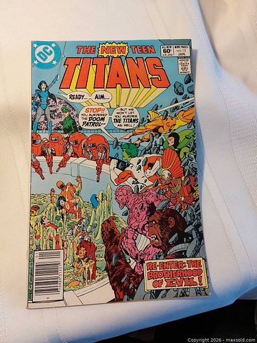 New teen titans comic book  (1 of 6)