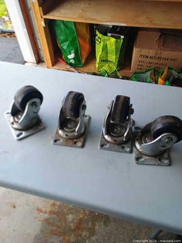 Lot #20 (1 of 3)