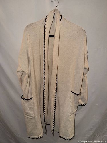 Lot #307 (1 of 7)