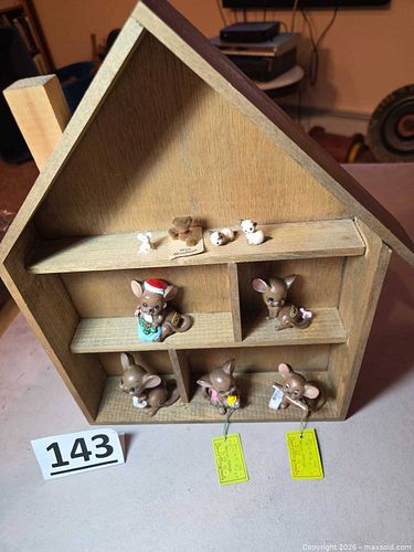 Lot #143 (1 of 12)