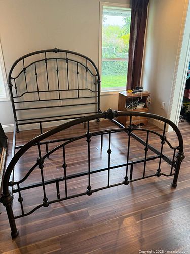 Bed frame (1 of 3)