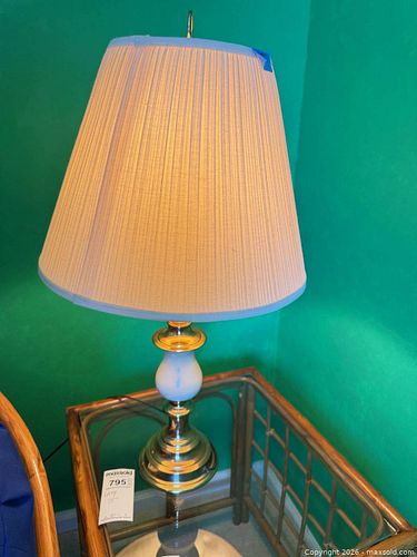 Lamp B (1 of 6)