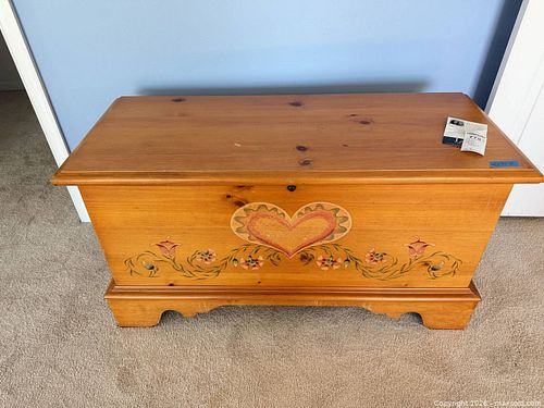 Lane Cedar Chest B (1 of 17)