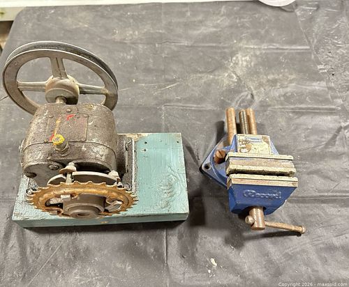 Lot #89 (1 of 7)