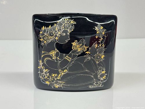 Lot #323 (1 of 8)