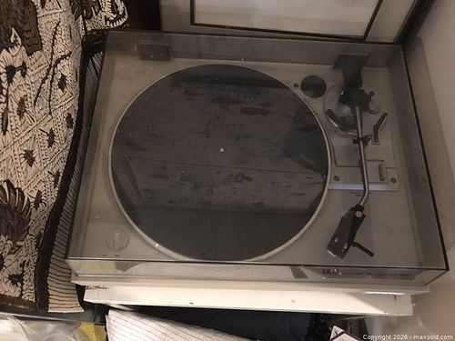 Lot #82 (1 of 4)