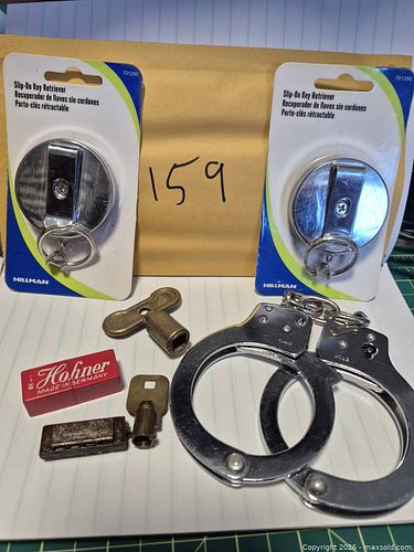 Handcuffs, Two Hillman Retractable Key Reels and Small Accessories (1 of 4)