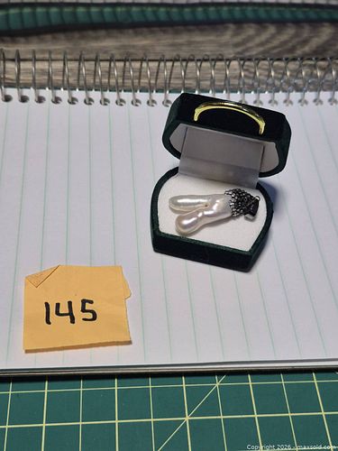 Pearl-Like Pendant with Dark Rhinestone Cap and Box (1 of 5)