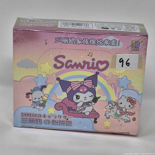 Sanrio Character Trading Card Box, Labelled 32 Packs of 5 Cards (1 of 8)