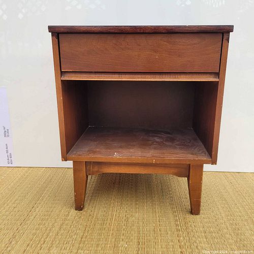 Lot #72 (1 of 10)