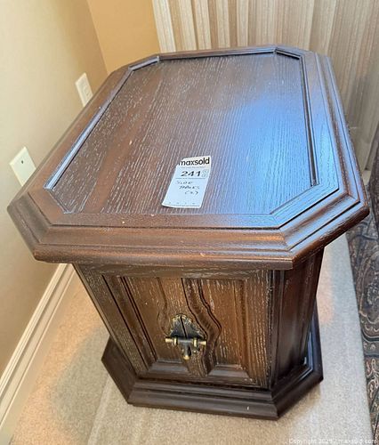 Lot #241 (1 of 6)