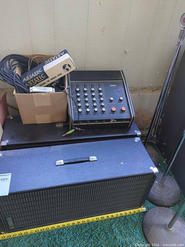 Yamaha & Astatic PA Mixer, Speaker Cabinet, Microphones & Stands (1 of 18)