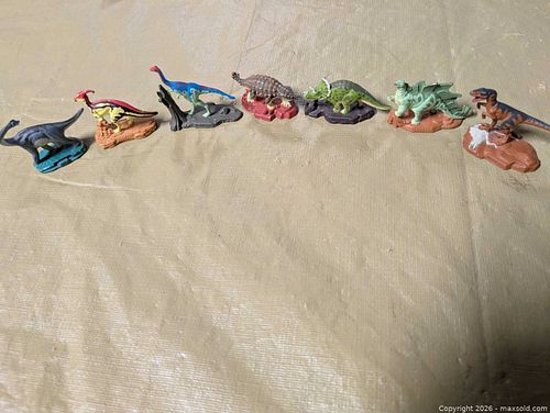 1993 metal dinosaur figures (1 of 7)