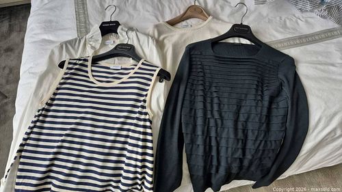 Akris Lot of 4 Women's Knit Tops & Blouses (1 of 14)