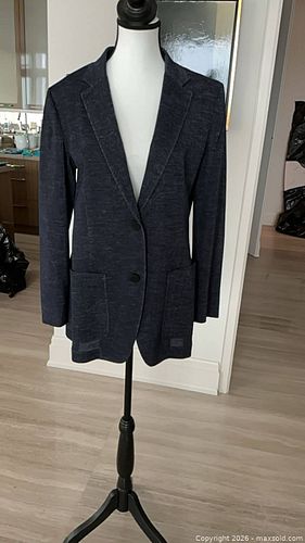 Lot #121 (1 of 16)