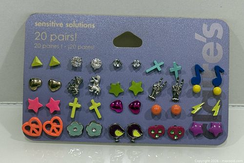 Various ear pieces/earrings  (1 of 4)