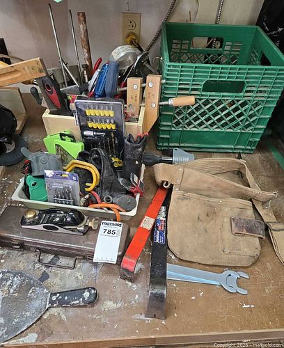 Assorted Hand Tools & Accessories: Adjustable Block Plane, Socket Set, Screwdriver & Drill, Bits, Screwdrivers, Wrenches & More (1 of 13)
