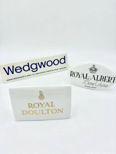 Collectible Royal Doulton bone china piece featuring the brand's logo (1 of 4)