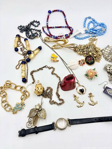 Random jewelry lot  (1 of 3)