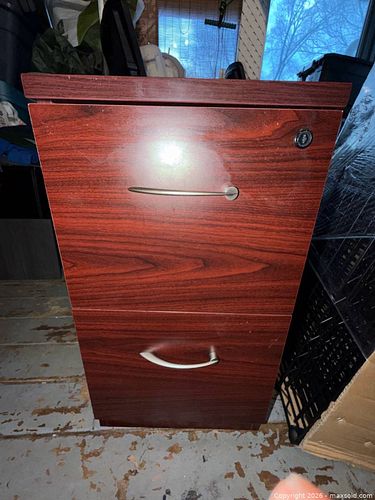 Lot #9 (1 of 7)