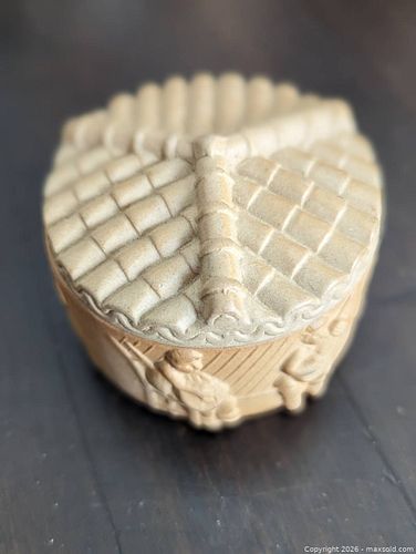The Music Boxes of the World Spain Terra cotta Granada 3” Trinket Box (1 of 6)