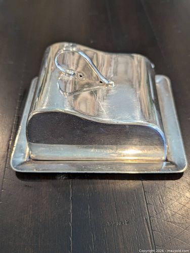 Victorian Silver plated cheese/butter dish  (1 of 3)