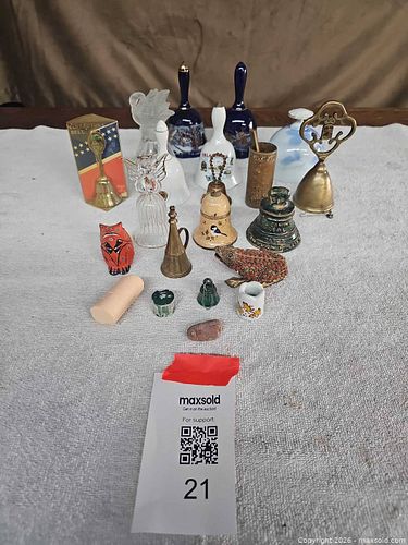 Lot #21 (1 of 12)