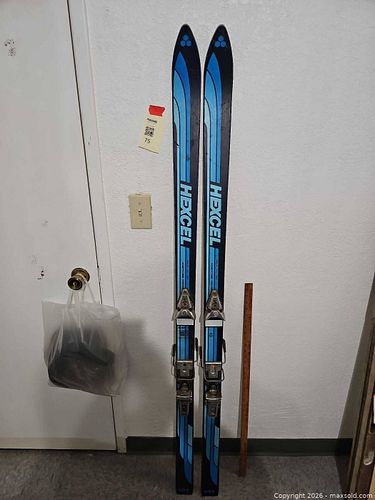 Lot #75 (1 of 8)