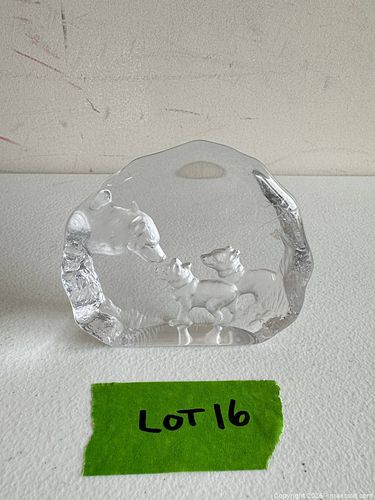 Lot #16 (1 of 9)