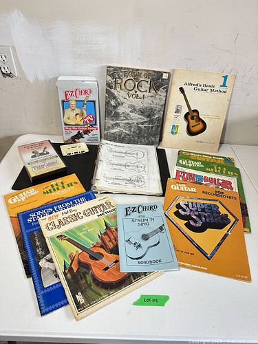 Guitar vintage items  (1 of 8)