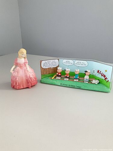 Lot #66 (1 of 10)