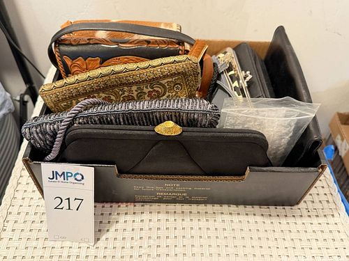 Lot #217 (1 of 7)
