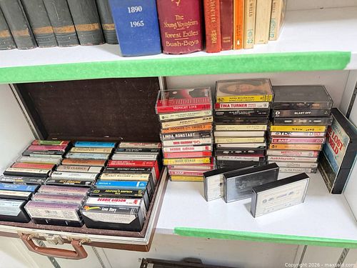 Audio Cassette Tape Lot with Cases B (1 of 10)