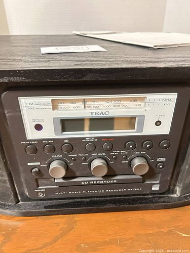 TEAC CF-200/CF-250 Series CD Recorder Tabletop Stereo (1 of 4)