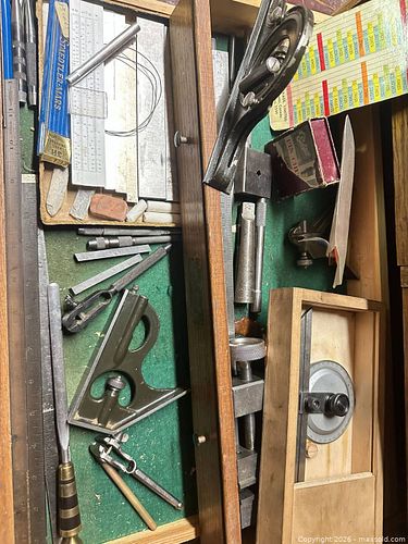 Assorted Tools. B  (1 of 6)