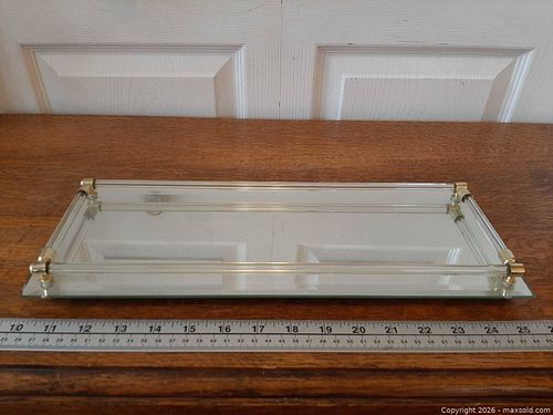 Vintage vanity mirror tray (1 of 9)