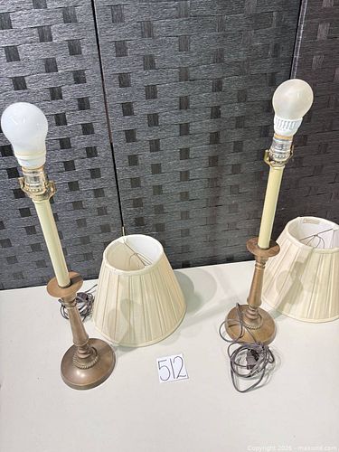 Lot #512 (1 of 12)