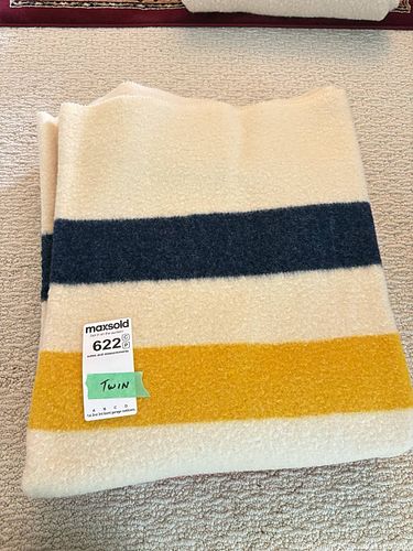 Lot #622 (1 of 4)
