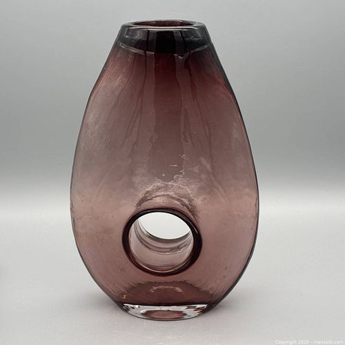 Lot #98 (1 of 8)