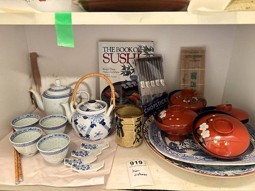Marufuji Japanese Blue & White Porcelain Tableware Set and More B (1 of 19)